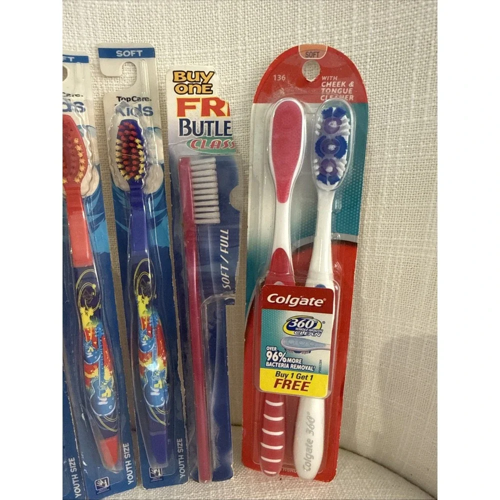 8 - Colgate Wave, Extra Clean, 360 Clean, Topcare Toothbrush Sealed VINTAGE 90's